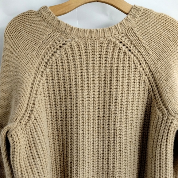 C. Wonder Sweater Camel Chunky Crew Neck‎ Cable Knit Tan - Picture 7 of 10